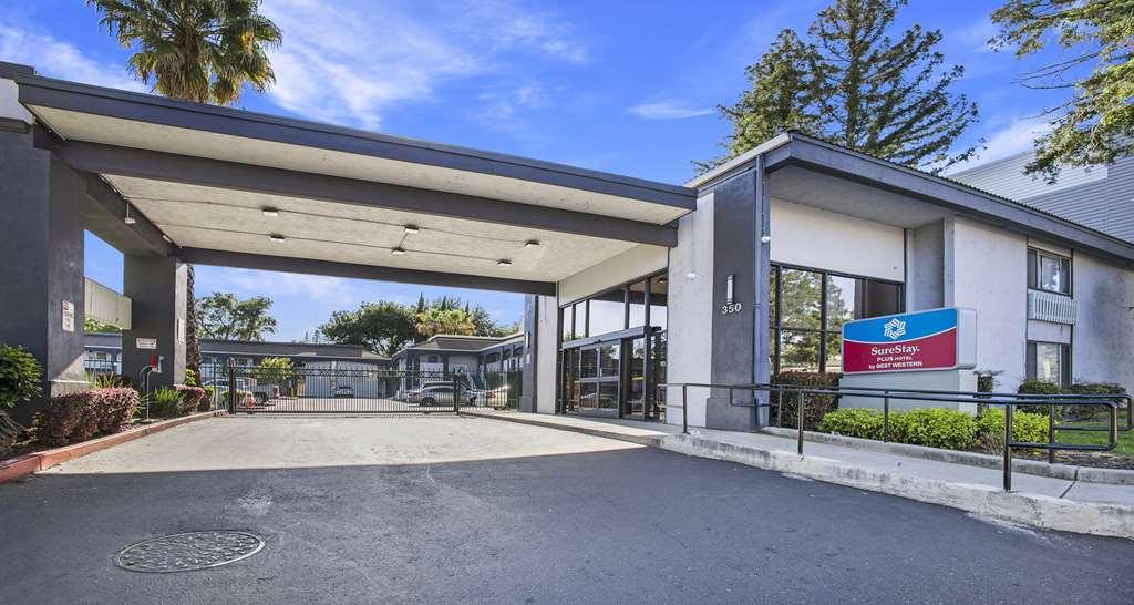 Surestay Plus Hotel By Best Western Sacramento North Luaran gambar