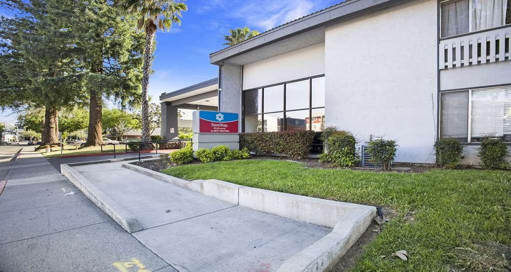 Surestay Plus Hotel By Best Western Sacramento North Luaran gambar