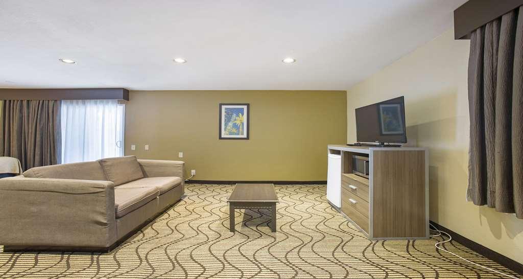Surestay Plus Hotel By Best Western Sacramento North Bilik gambar