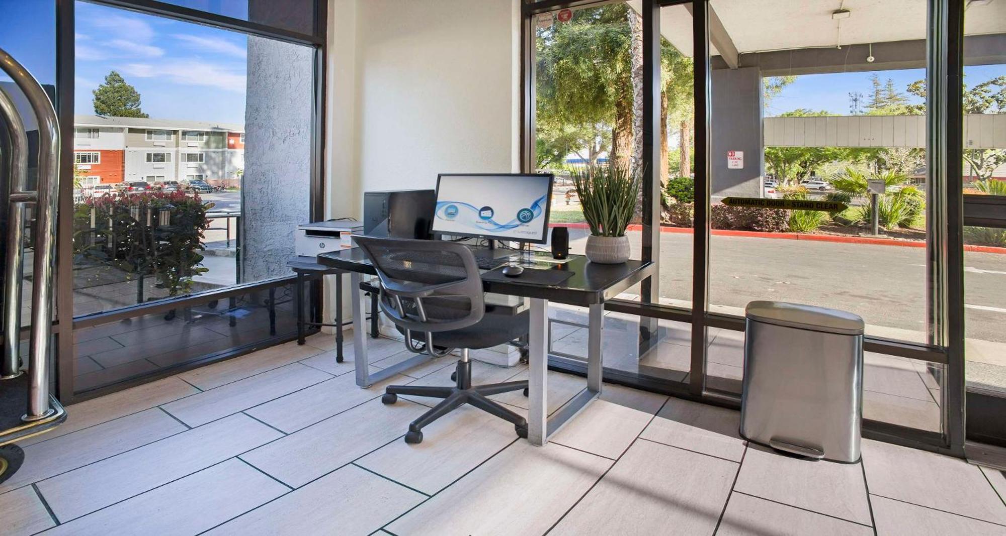 Surestay Plus Hotel By Best Western Sacramento North Luaran gambar