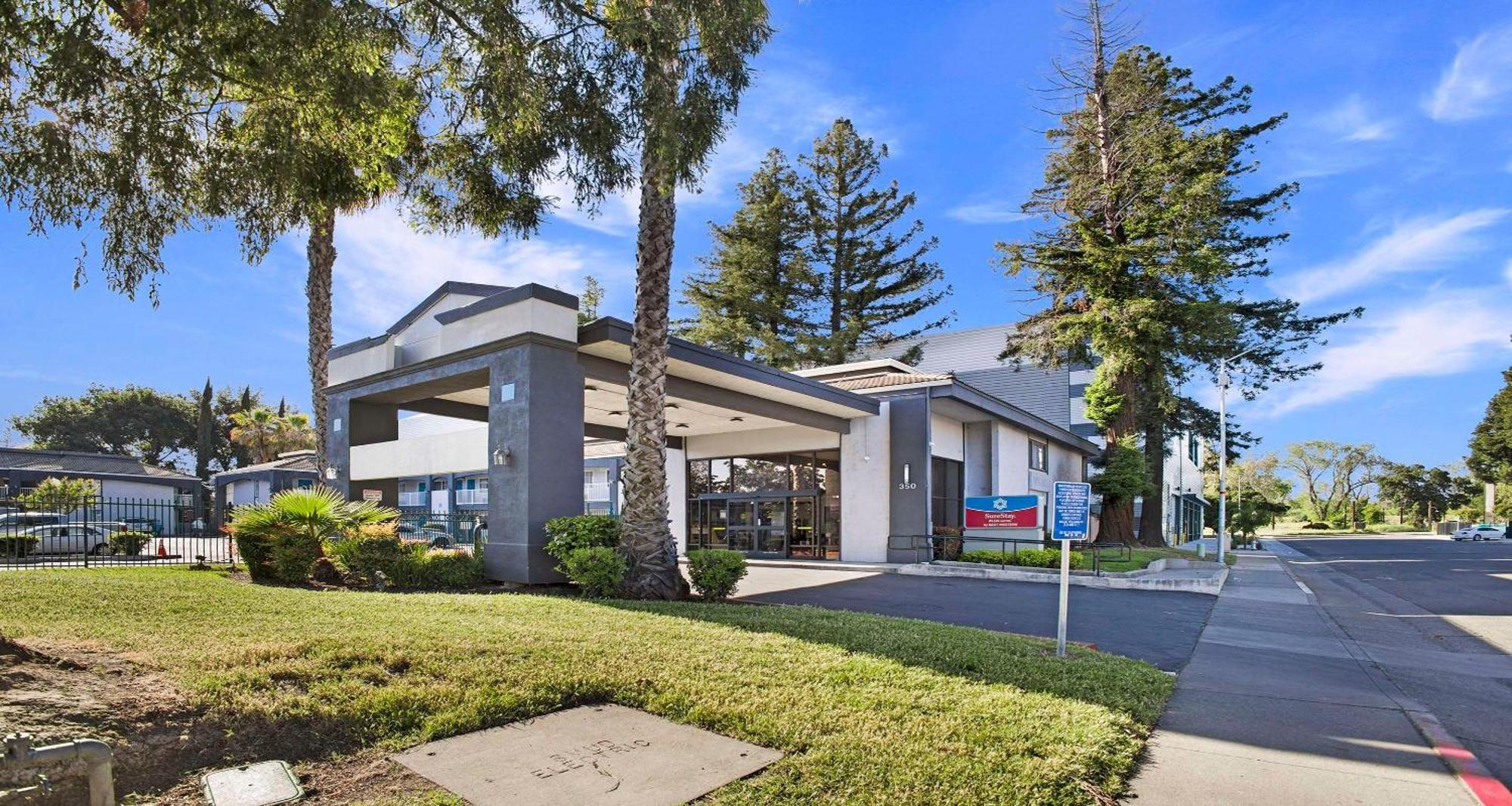 Surestay Plus Hotel By Best Western Sacramento North Luaran gambar